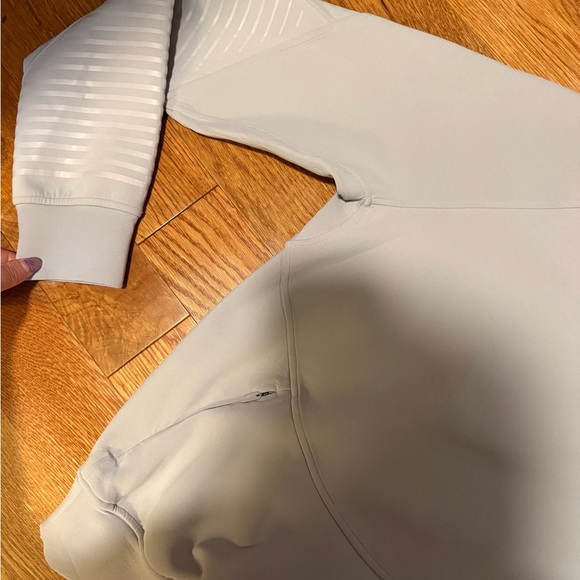 Lululemon City Sweat Crew in Iced Iris - Picture 5 of 9